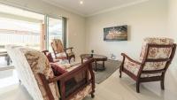 B&B Kingswood - Jordan Spring Sweet 5 Br -Close to Shops&Parks - Bed and Breakfast Kingswood