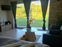 Gozdarjeva hiška M&K - B&B Dobrovnik