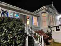 B&B Auckland - Grand villa plus studio in central location - Bed and Breakfast Auckland