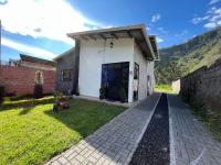 B&B Baños - Brand new Holiday Villa - 3 bedroom 4 bathroom - Bed and Breakfast Baños