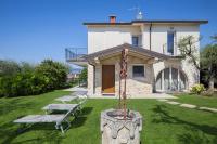 Villa Lisi With Pool - Bed and Breakfast