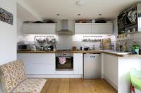 Three Bedroomed Victorian Family House, Garden - B&B