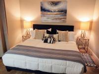 Lakefront Oasis - B&B Hot Springs