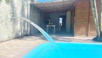 Casa com Piscina Tv e Wi-fi, pertinho do Mar - B&B Matinhos