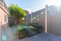 Hamilton Apartments - Bed and Breakfast Leeds