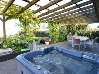 House with private beach by the lake, whirlpool - B&B Nadole