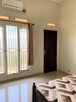 Homestay Omah Venus - B&B