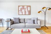 Murray Hill 1BR w Elevator Gym DM on 6 line NYC-624 - B&B New York