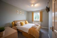 Hereford - Woodpecker House - Comfortable Modern House Located in South Hereford - Sleeps 6 - Perfect for Accessing Hereford Enterprise Zone in Rotherwas - Hosted By RENTMYHOUSE - Chambres d'hôtes Hereford