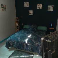 Single Room with Shared Bathroom