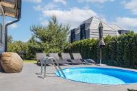 B&B Palanga - Villa with private pool Laumes juosta - Bed and Breakfast Palanga