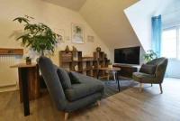 Appartement BELLO , cœur de ville, boîte à clé, climatiseur mobile - B&B Lons-le-Saunier