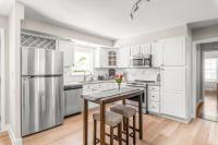 Spotless 4BR near CLT Uptown, Fast Wi-Fi - B&B