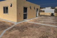 Marsaxlokk, Cozy, Spacious 3 Bedroom Maisonette, 1 min walk from Seafront - B&B Marsaxlokk