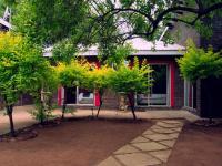 Fire and Ice Guesthouse Lephalale - B&B Lephalale