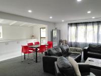 Large Family House - Bed and Breakfast Auckland