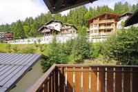 iFlat Madonna di Campiglio Alpino Blu - Bed and Breakfast Madonna di Campiglio