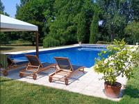 B&B Bourg-Charente - Beautiful riverside boathouse - Bed and Breakfast Bourg-Charente