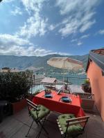 Casa Giulietta Torno with lake view terrace - B&B Torno