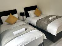 Langley Bungalow - B&B Slough