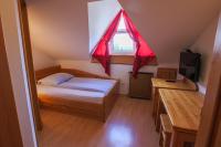 Single Room with Private Bathroom