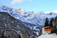 Rustic Farm in Tyrol with Mountain Views - Chambres d’hôtes Tobadill