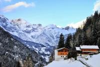 Rustic Farm in Tyrol with Mountain Views - Bed and Breakfast Tobadill