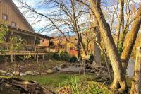 Water's Edge ~ Covered Porch w/ Deep Creek as your Backyard Haven - B&B