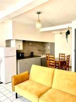 2 T2 proche place Carnot BOX A BAGAGES GRATUITS - B&B