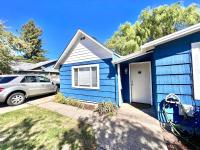 Main St New with AC Monthly stays Charming Cottage KING BED - Ferienwohnung