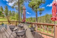 Ruidoso Cabin with Deck and Views 4 Mi to Winter Park - Ferienwohnung Ruidoso