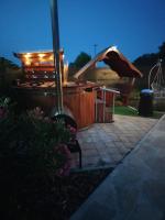 Queen Room with Garden View