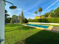 Casa Chalet Villa con piscina, jardín y aire acondicionado cerca de Valencia en La Eliana-L'Eliana - Chambres d'hôtes L'Eliana