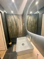 Bel appartement climatisé proche calanques vieux port - B&B La Ciotat