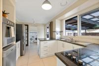 Back Beach Oasis - B&B Smiths Beach