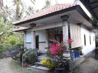 The Coral Lodge - B&B Lovina