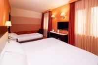 Triple Room with 1 King and 1 Single Bed