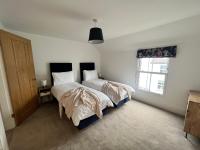 Modern Townhouse in the heart of Beaumaris - Chambres d’hôtes Beaumaris