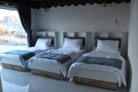 Triple Room with Mountain View
