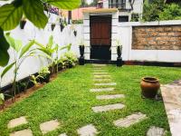 B&B Bentota - Surewo Apartment - Bed and Breakfast Bentota