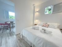Studio mit Gartenblick