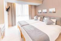 Large Double or Twin Room