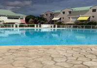 Appartement - Vue sur Piscine 