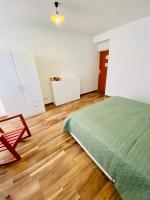 Komfortowy pokój dla dwojga z balkonem Marcinkowicka - B&B Nowy Sącz