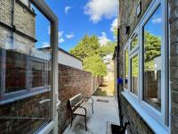 Clarence House 3 Bedrooms 8min to Station E17 North East London - B&B Londra