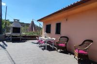casita acogedora con terraza y barbacoa - B&B