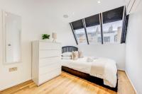 Shoreditch 3-Storey Maisonette - by Living Elite Apartments