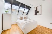 Shoreditch 3-Storey Maisonette - by Living Elite Apartments