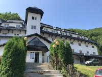 Planinski Raj - Bela Reka Gondola - B&B