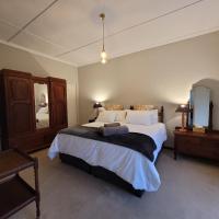 B&B Grahamstown - AppleBee Guest Cottages - Bed and Breakfast Grahamstown